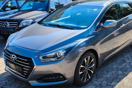 Hyundai i40 146.800 km 10.900 € Buxtehude 21614