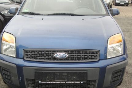 Ford Fusion 97.000 km 2.500 € Hamburg 22143