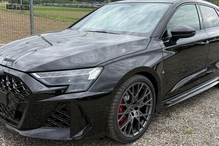 Audi RS3 1.500 km 68.980 &euro; Norderstedt 22844