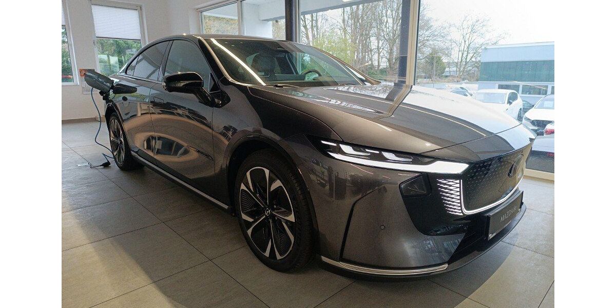 Mazda 6e 1.197 km 39.950 &euro; Hamburg 22761