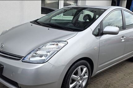 Toyota Prius 115.000 km 8.490 &euro; Hamburg 20537