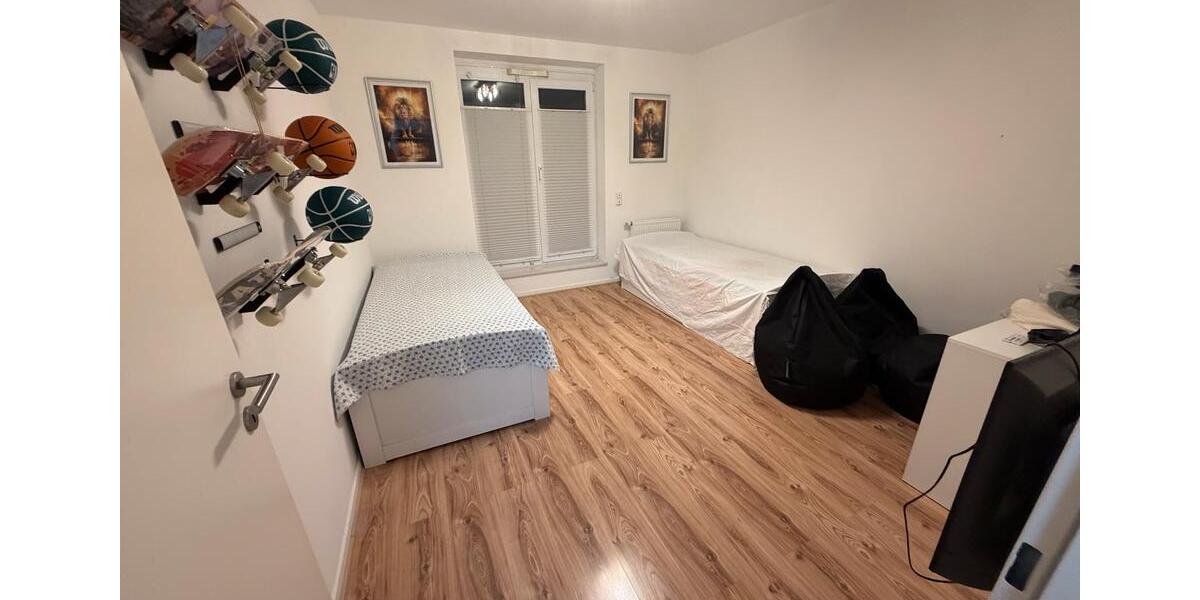 Etagenwohnung Hamburg Altona - 3 Zimmer, 75 m&sup2;, 1.500&euro; | Angebot:24813594