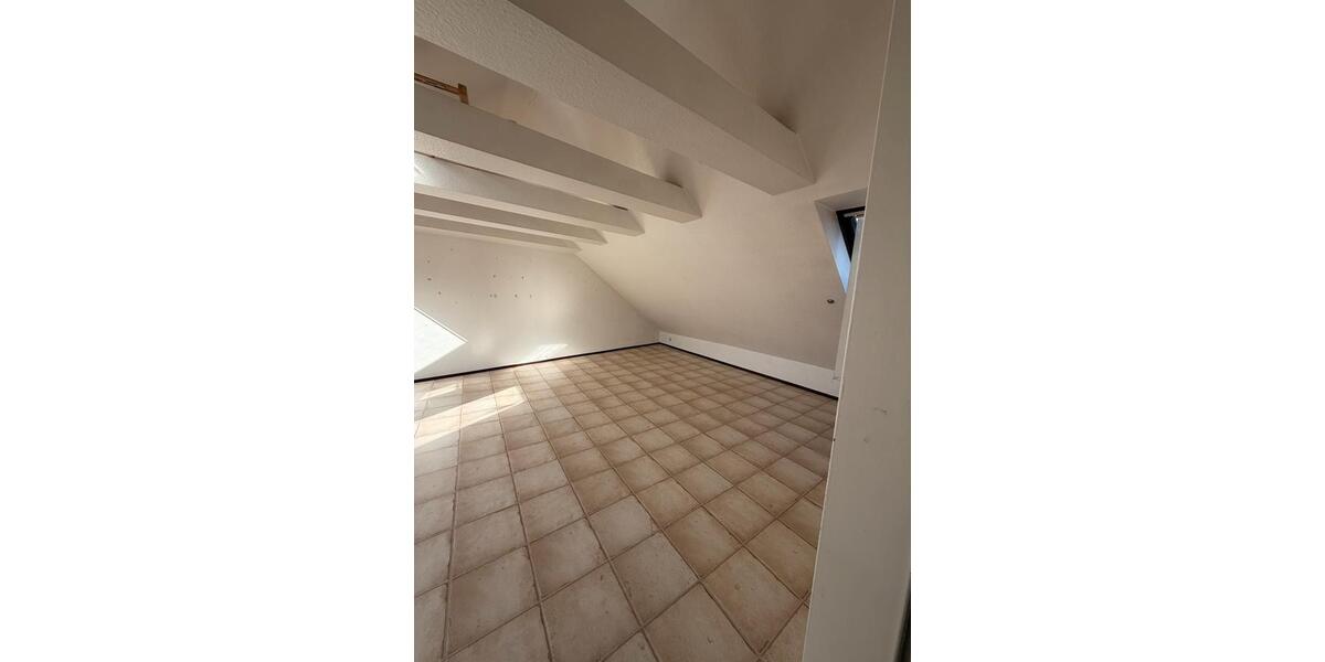 Dachgeschoßwohnung Hamburg Altona-Nord - 2 Zimmer, 65 m&sup2;, 1.400&euro; | Angebot:26007587