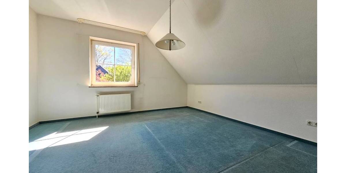 Einfamilienhaus Hamburg-Bramfeld Bramfeld - 4 Zimmer, 133 m&sup2;, 2.395&euro; | Angebot:26703039