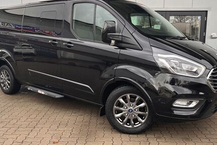 Ford Tourneo Custom 94.168 km 36.450 &euro; Henstedt-Ulzburg­­­ 24558