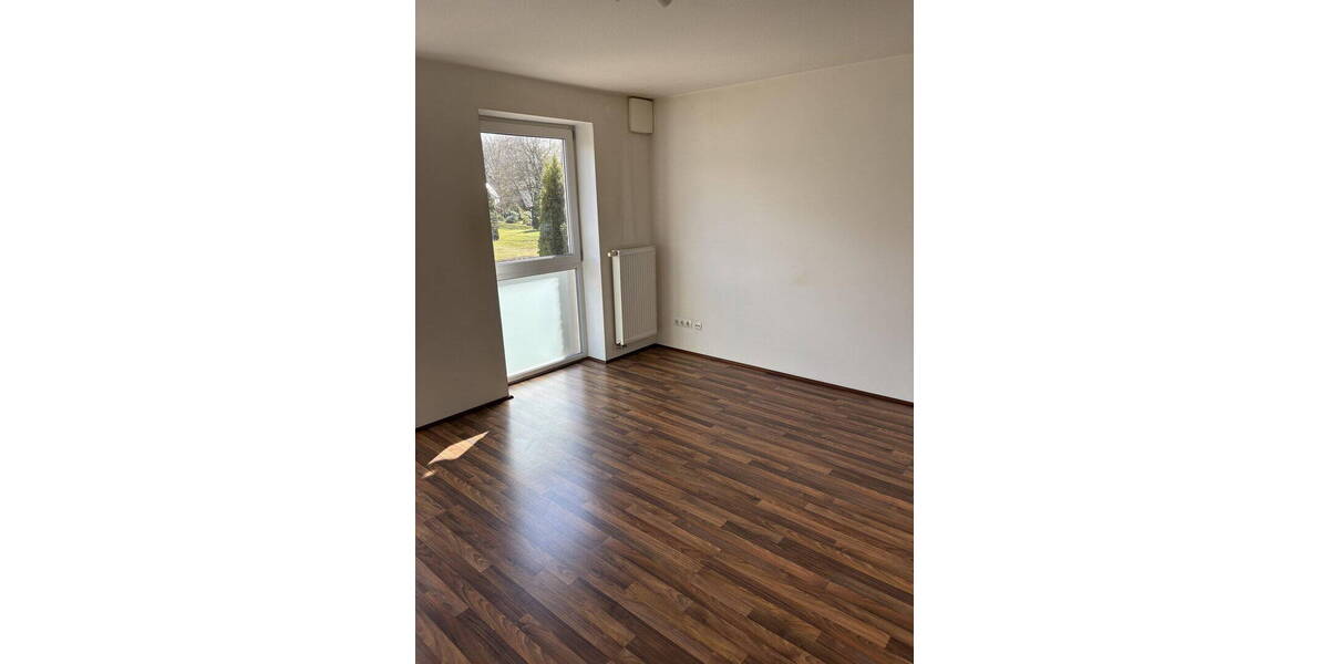 Etagenwohnung Hamburg Schnelsen - 3 Zimmer, 82 m&sup2;, 5.000&euro; | Angebot:26257617
