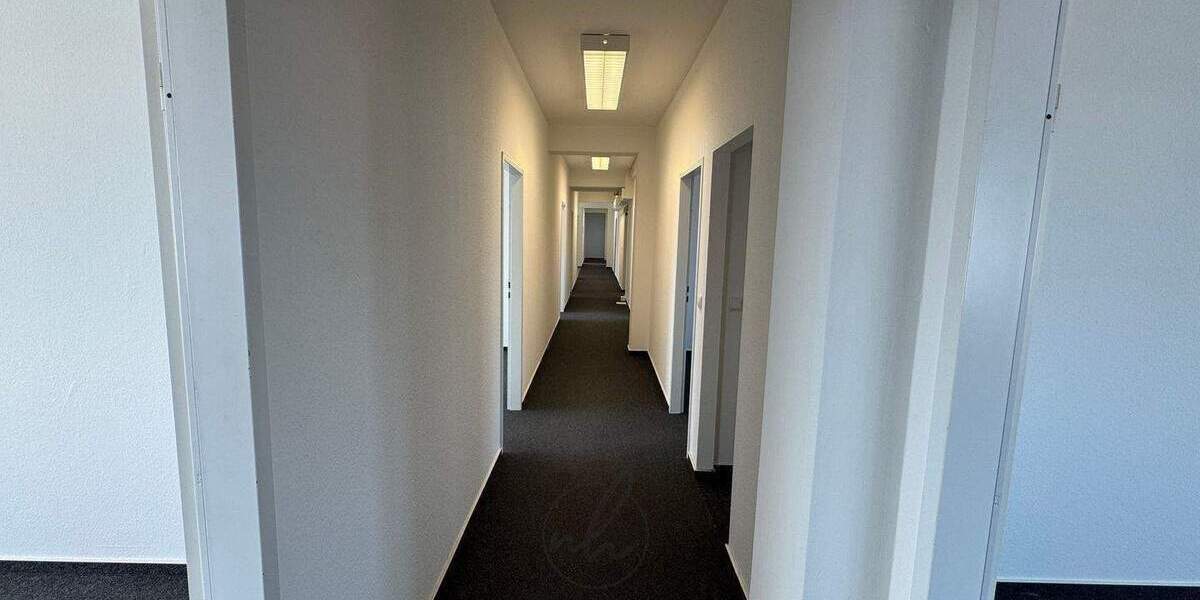 Gewerbeobjekt Hamburg Billbrook - 6 Zimmer, 180 m&sup2;, 1.962&euro; | Angebot:26731374