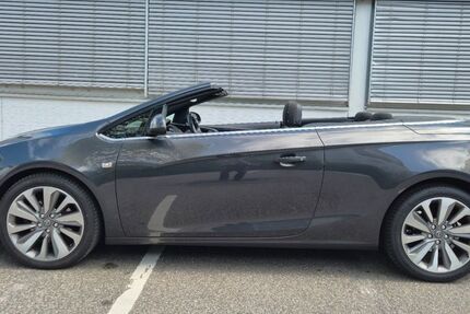 Opel Cascada 97.187 km 7.500 &euro; Hamburg 22525