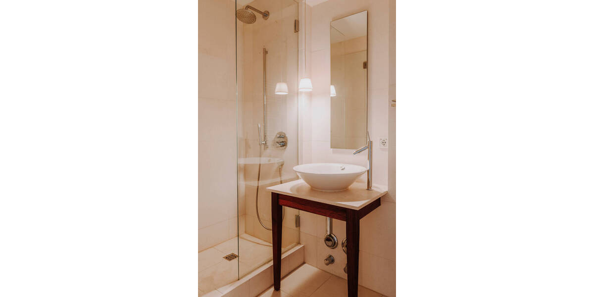 Etagenwohnung Hamburg HafenCity - 3 Zimmer, 107 m&sup2;, 2.195&euro; | Angebot:26391903