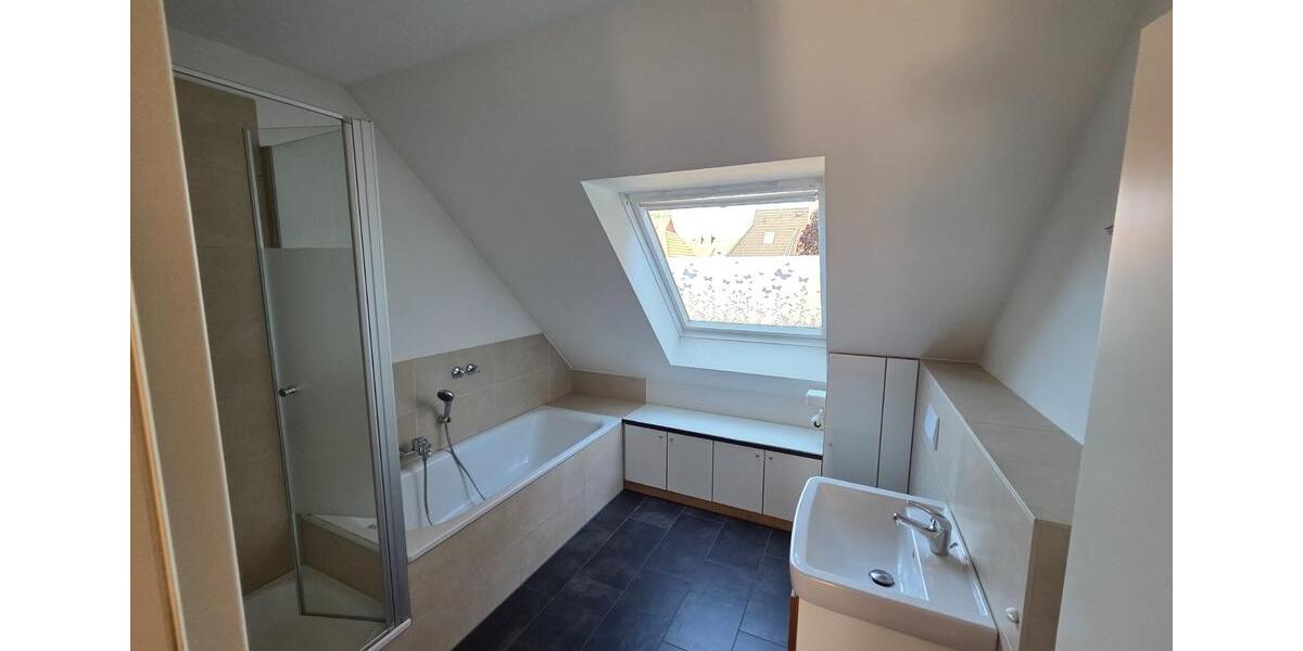 Reihenhaus Norderstedt Glashütte - 4 Zimmer, 104 m&sup2;, 455.000&euro; | Angebot:25656861