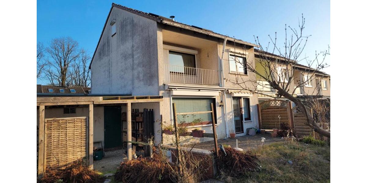 Reihenhaus Norderstedt Glashütte - 6 Zimmer, 150 m&sup2;, 420.000&euro; | Angebot:26959445