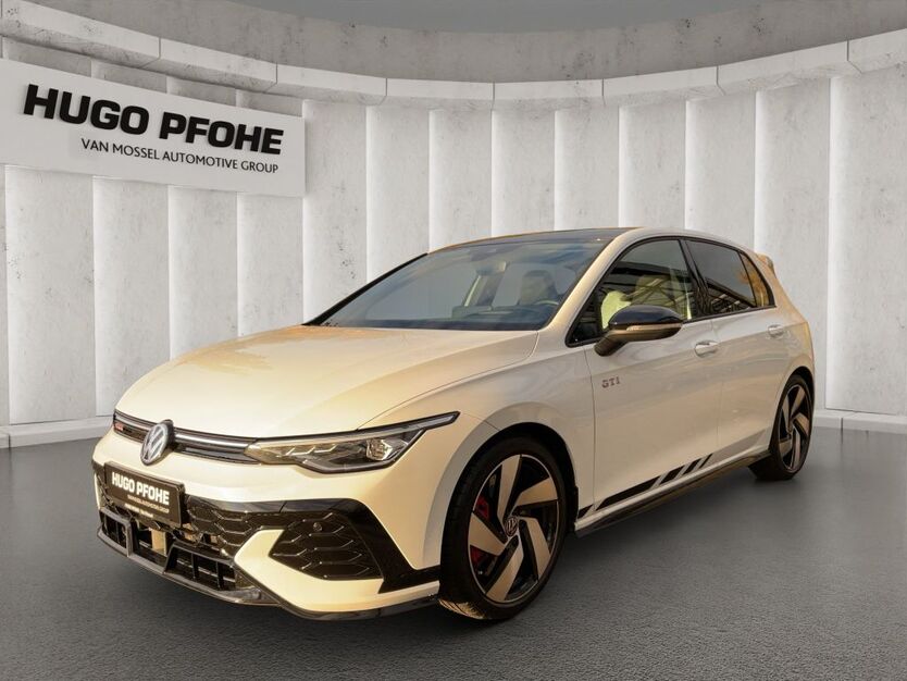 VW Golf 14.224 km 44.900 € Norderstedt 22848