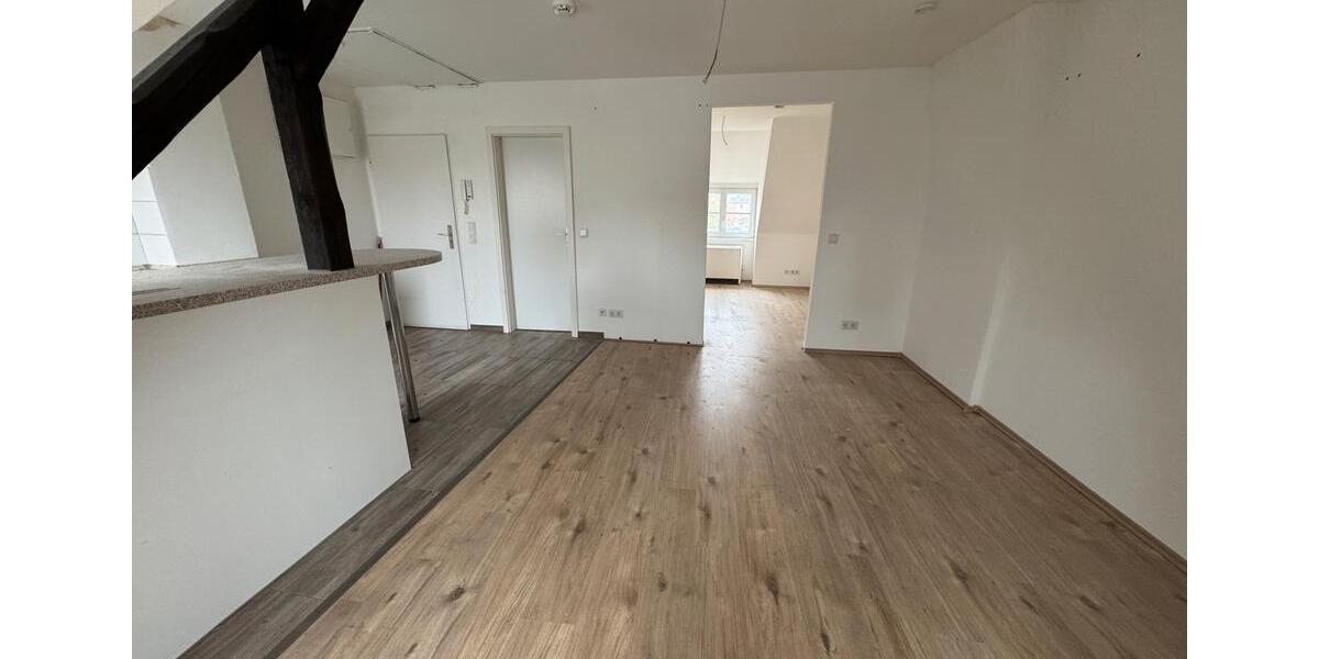 Dachgeschoßwohnung Hamburg Stellingen - 2 Zimmer, 40 m&sup2;, 410&euro; | Angebot:26131807