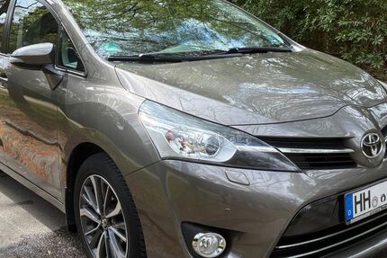 Toyota Verso 140.500 km 10.500 &euro; Hamburg 22359