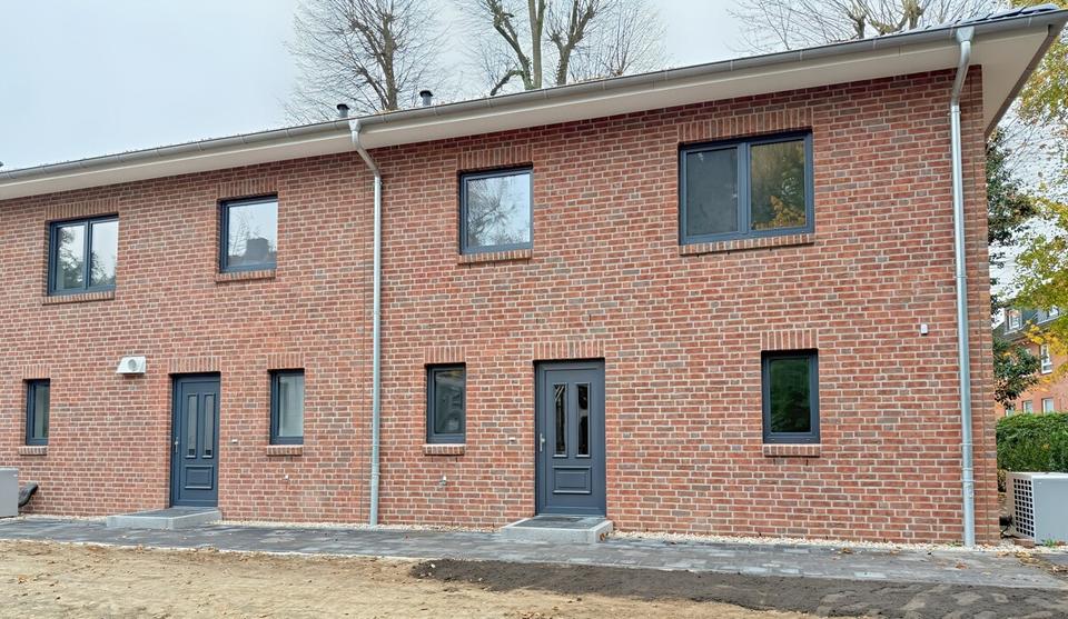 Modernes Neubau-Reihenendhaus mit 5 Zimmer in Reinbek - Wentzel Dr. 5 zimmer