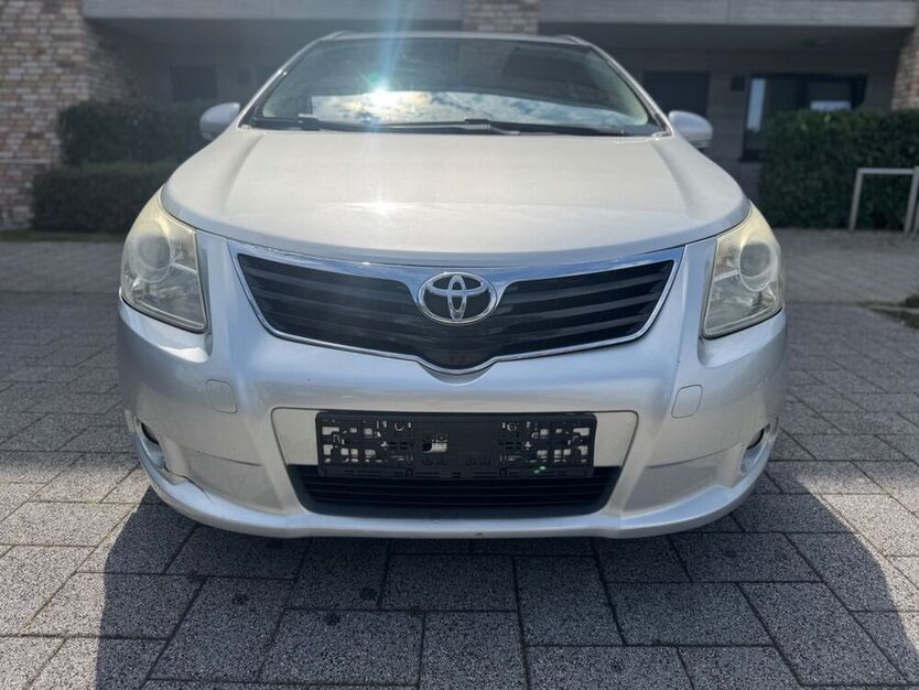 Avensis