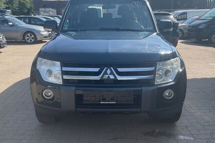 Mitsubishi Pajero 202.227 km 8.999 &euro; Hamburg 21107