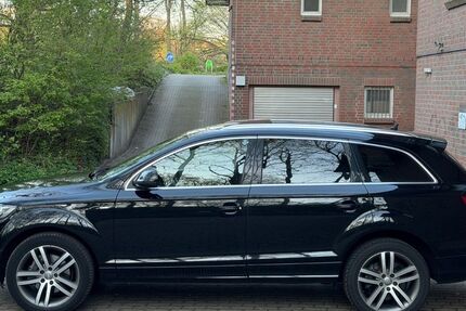 Audi Q7 175.000 km 15.999 &euro; Hamburg 22143