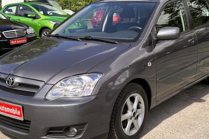 Toyota Corolla 145.456 km 4.499 &euro; Hamburg 21079