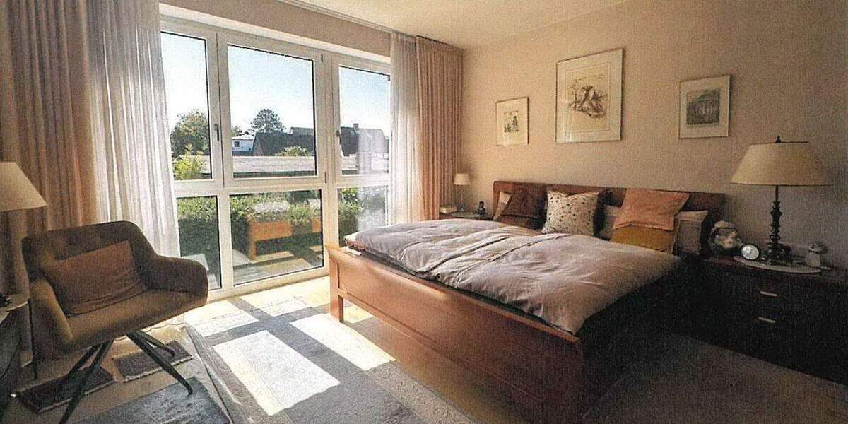 Lichtdurchflutete 3-Zimmer-Wohnung teilmöbliert Süd-Balkon Tiefgaragenstellpatzoffene EBK Wirtschaftsraum ab sofort verfügbar 3 zimmer