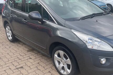 Peugeot 3008 183.400 km 3.799 &euro; Hamburg 21107