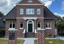 Wohnung zum Mieten in Hamburg Wellingsbüttel 2.050 € 124.59 m²