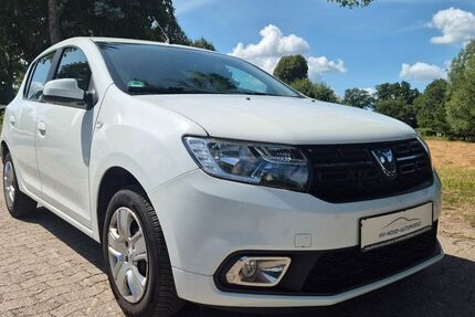 Dacia Sandero 27.350 km 9.290 &euro; Buxtehude 21614