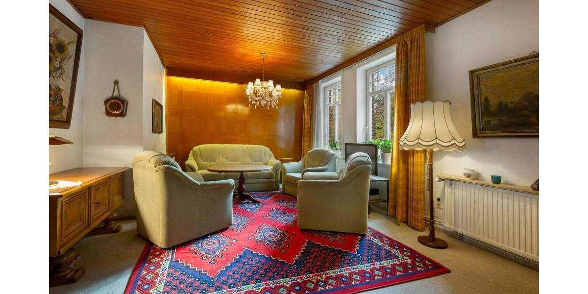 Charmantes Einfamilienhaus mit zwei Wohneinheiten und großem Entwicklungspotenzial! 5 zimmer