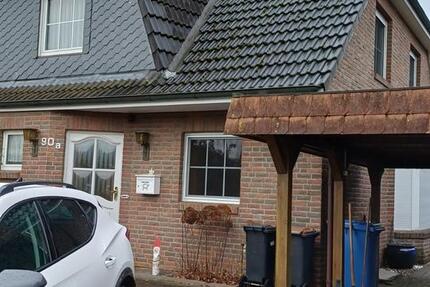 Doppelhaushälfte in Massivbauweise mit großem Potenzial ! 4 zimmer