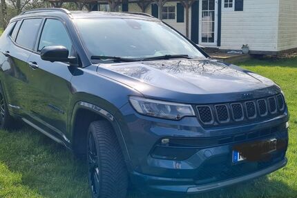 Jeep Compass 32.960 km 28.990 &euro; Quickborn 25451