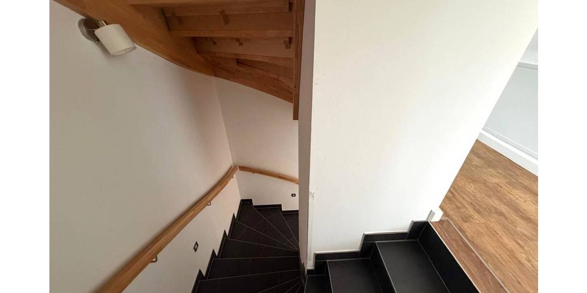 Reihenmittelhaus Norderstedt Garstedt - 5 Zimmer, 152 m&sup2;, 1.850&euro; | Angebot:26389018