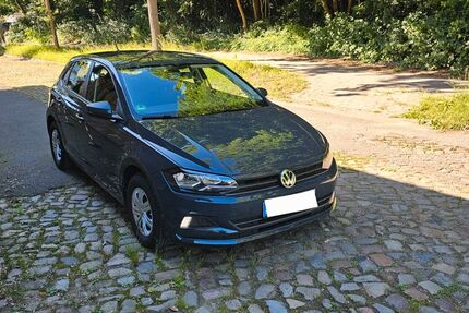 VW Polo 97.794 km 9.499 &euro; Hamburg 22177