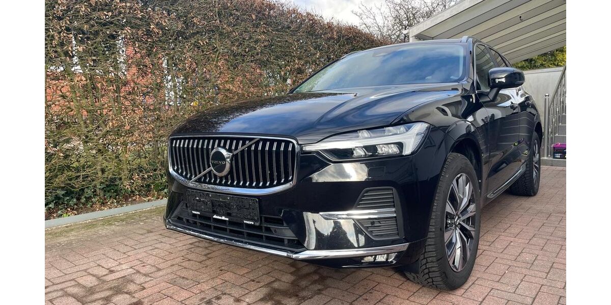 Volvo XC60 61.171 km 33.950 &euro; Pinneberg 25421
