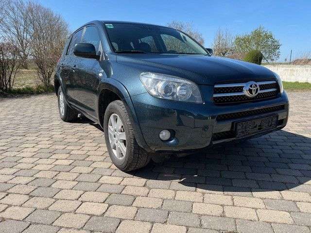 RAV 4