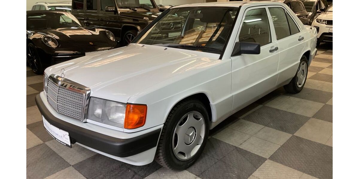 Mercedes-Benz 190 118.599 km 11.750 &euro; Hamburg 22087