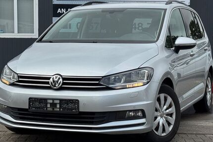 VW Touran 141.000 km 14.995 &euro; Uetersen 25436