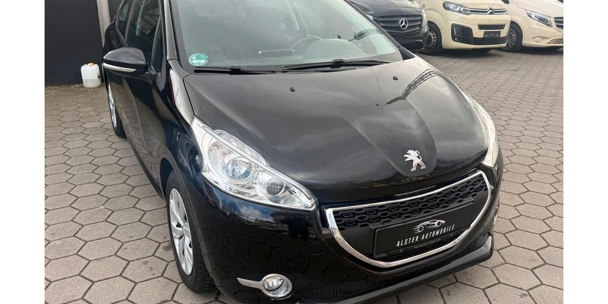 Peugeot 208 62.000 km 5.695 &euro; Hamburg 20097