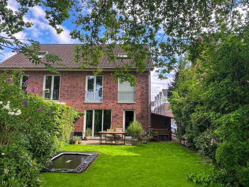 Haus zum Mieten in Wedel 1.980 € 130 m²