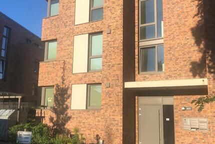 Moderne 3 Zimmerwohnung mit Balkon und Tiefgaragenstellplatz zimmer