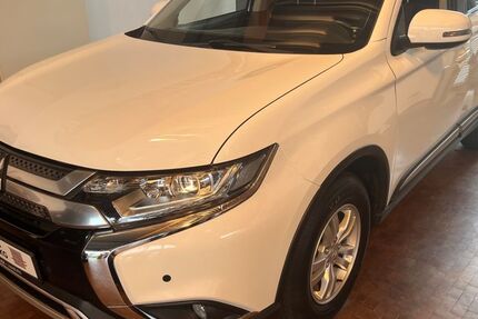 Mitsubishi Outlander 88.972 km 17.850 &euro; Hamburg-Neugraben 21149