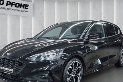 Ford Focus 41.147 km 17.998 &euro; Hamburg 22047
