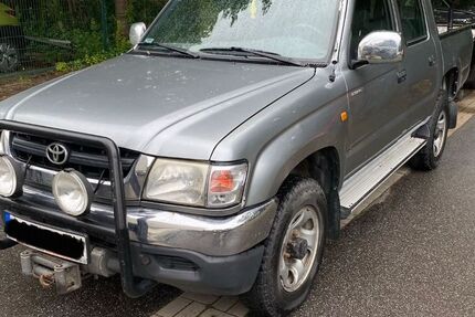 Toyota Hilux 200.000 km 8.200 &euro; Hamburg 20535