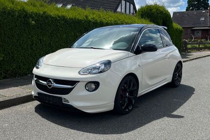 Opel Adam 95.822 km 8.899 &euro; hamburg 21033