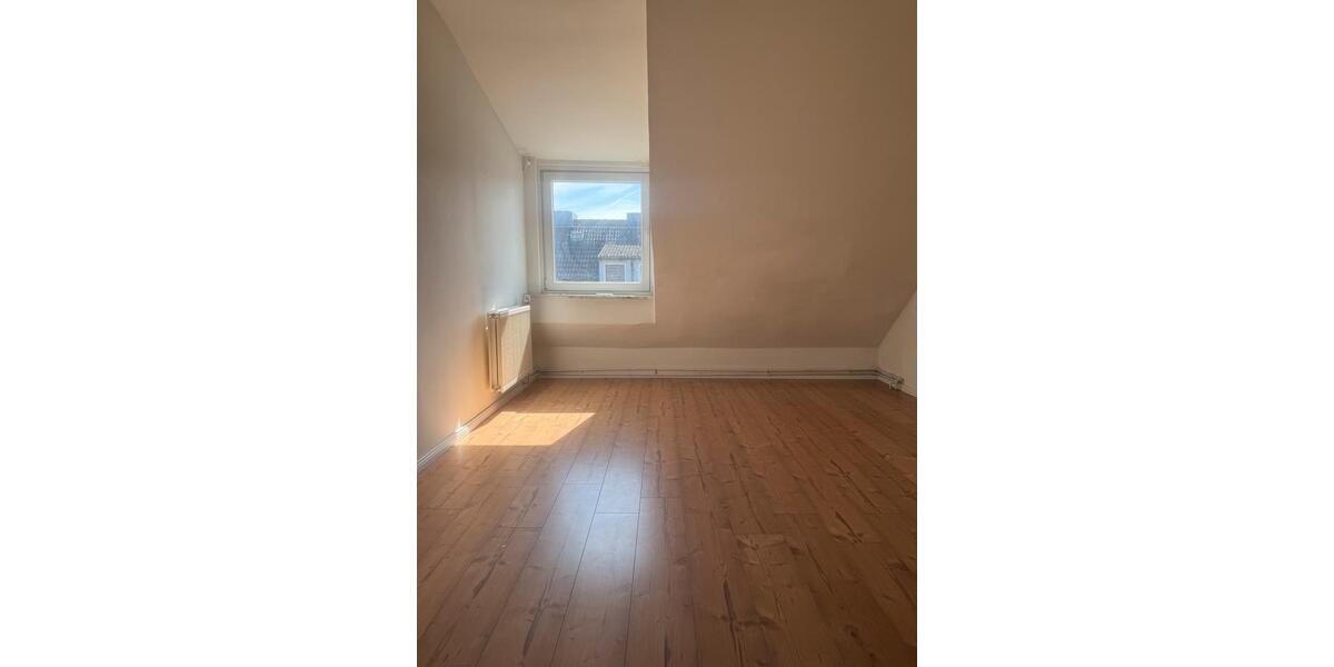Dachgeschoßwohnung Hamburg Wandsbek - 1 Zimmer, 35 m&sup2;, 750&euro; | Angebot:26411707