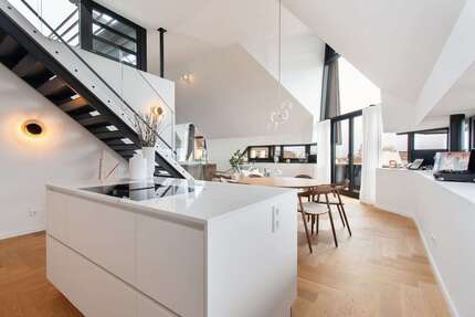 Wohnung zum Mieten in Hamburg 6.600 € 204 m² 4 zimmer