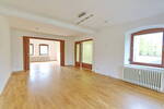 Etagenwohnung Hoisdorf - 5 Zimmer, 147 m&sup2;, 1.290&euro; | Angebot:26714302