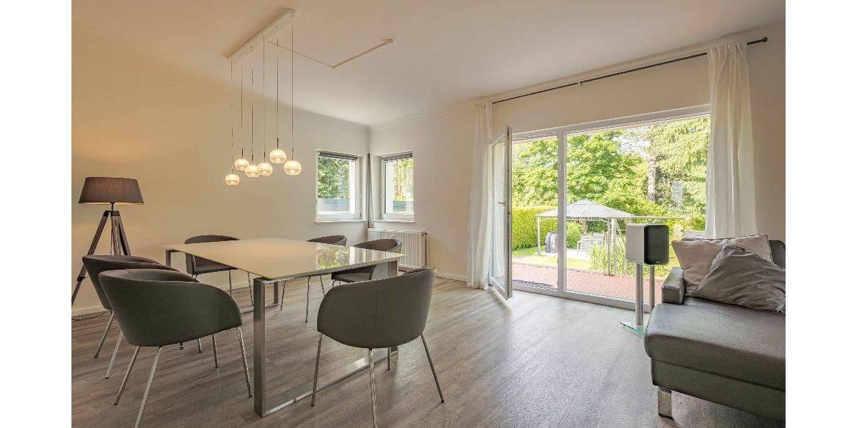 Einfamilienhaus Hamburg Rahlstedt - 9 Zimmer, 232 m&sup2;, 990.000&euro; | Angebot:26834932