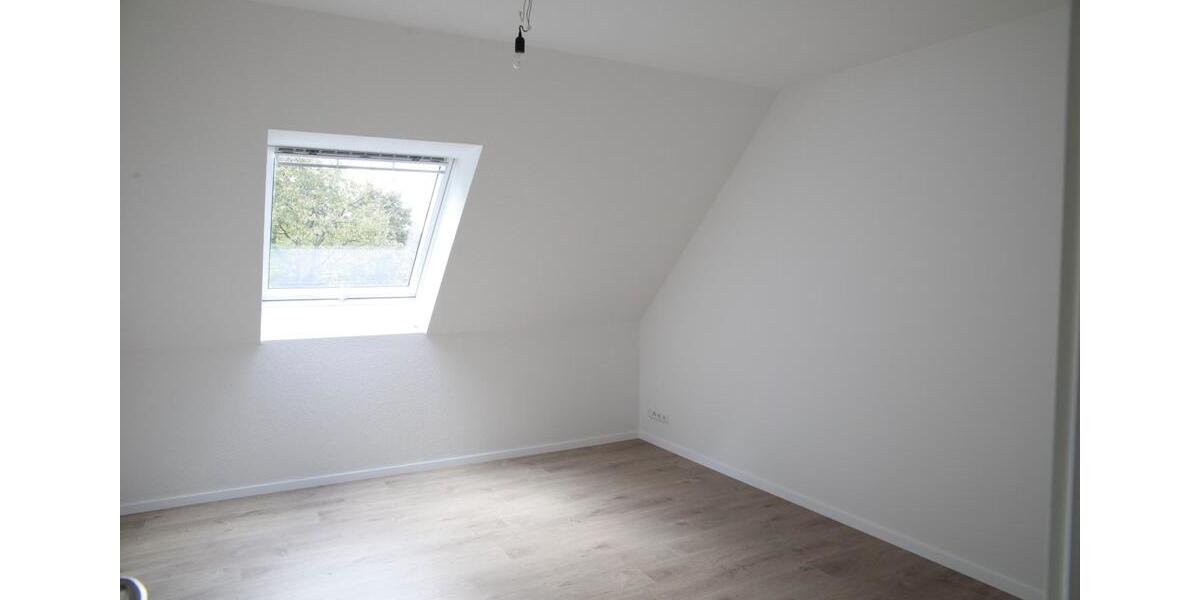 Doppelhaushälfte Geesthacht - 4 Zimmer, 130 m&sup2;, 1.800&euro; | Angebot:26418527
