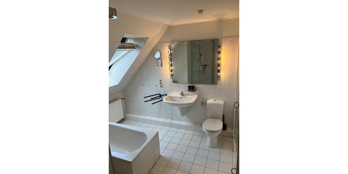 Doppelhaushälfte Hamburg Ohlsdorf - 5 Zimmer, 123 m&sup2;, 720.000&euro; | Angebot:26983787