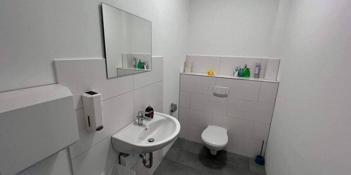Gewerbeobjekt Hamburg Wandsbek - 1 Zimmer, 30 m&sup2;, 550&euro; | Angebot:26886926